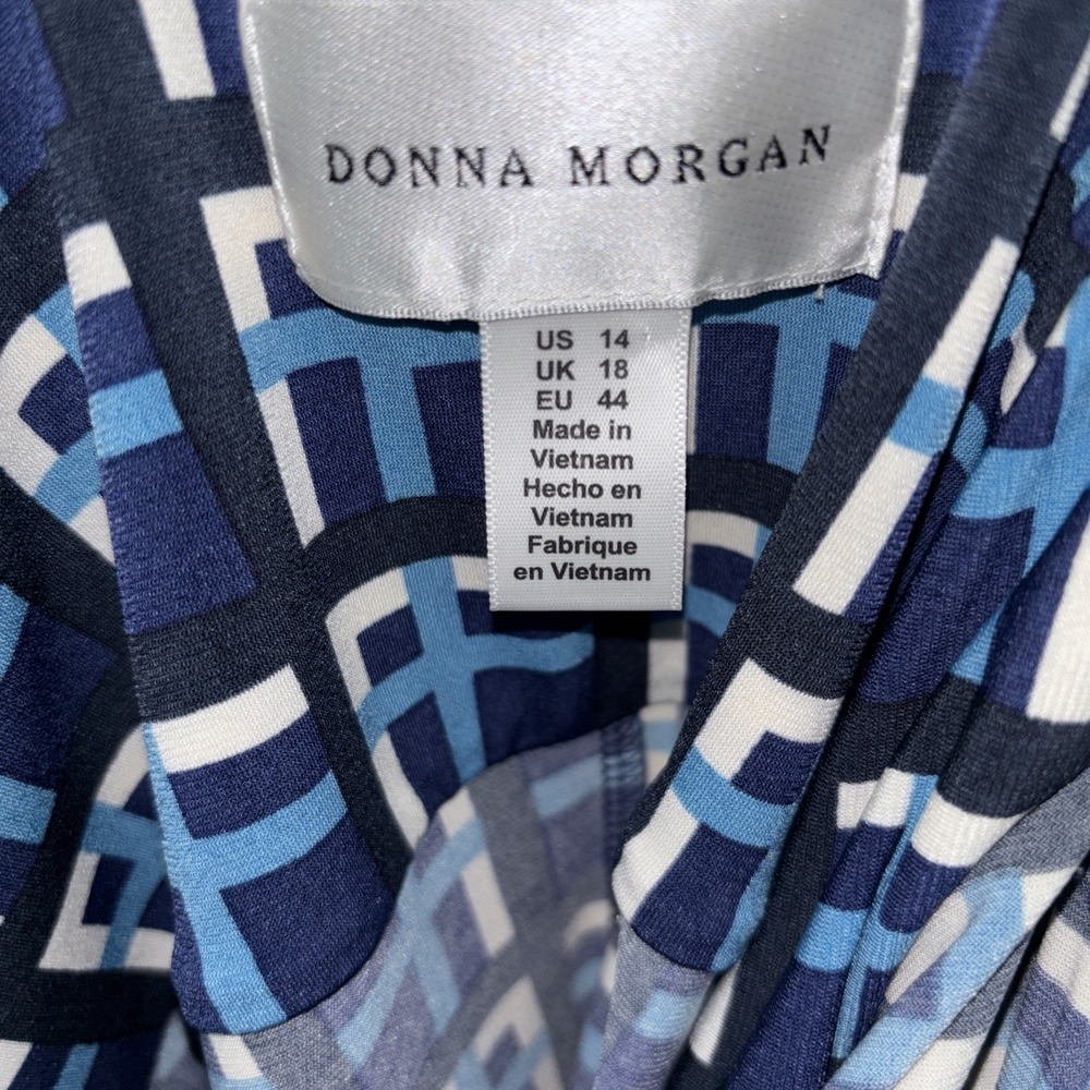 Donna Morgan Dress NWT Geometric Jersey Mod Long Sleeve Work Belted EUC - Picture 12 of 12